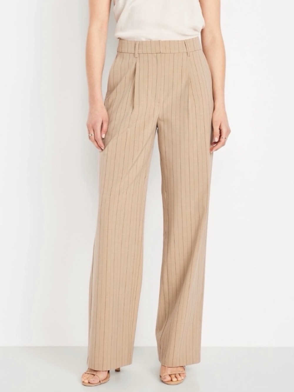 NWT Old Navy Extra High-Waisted Taylor Wide-Leg Trousers (Size 4)
